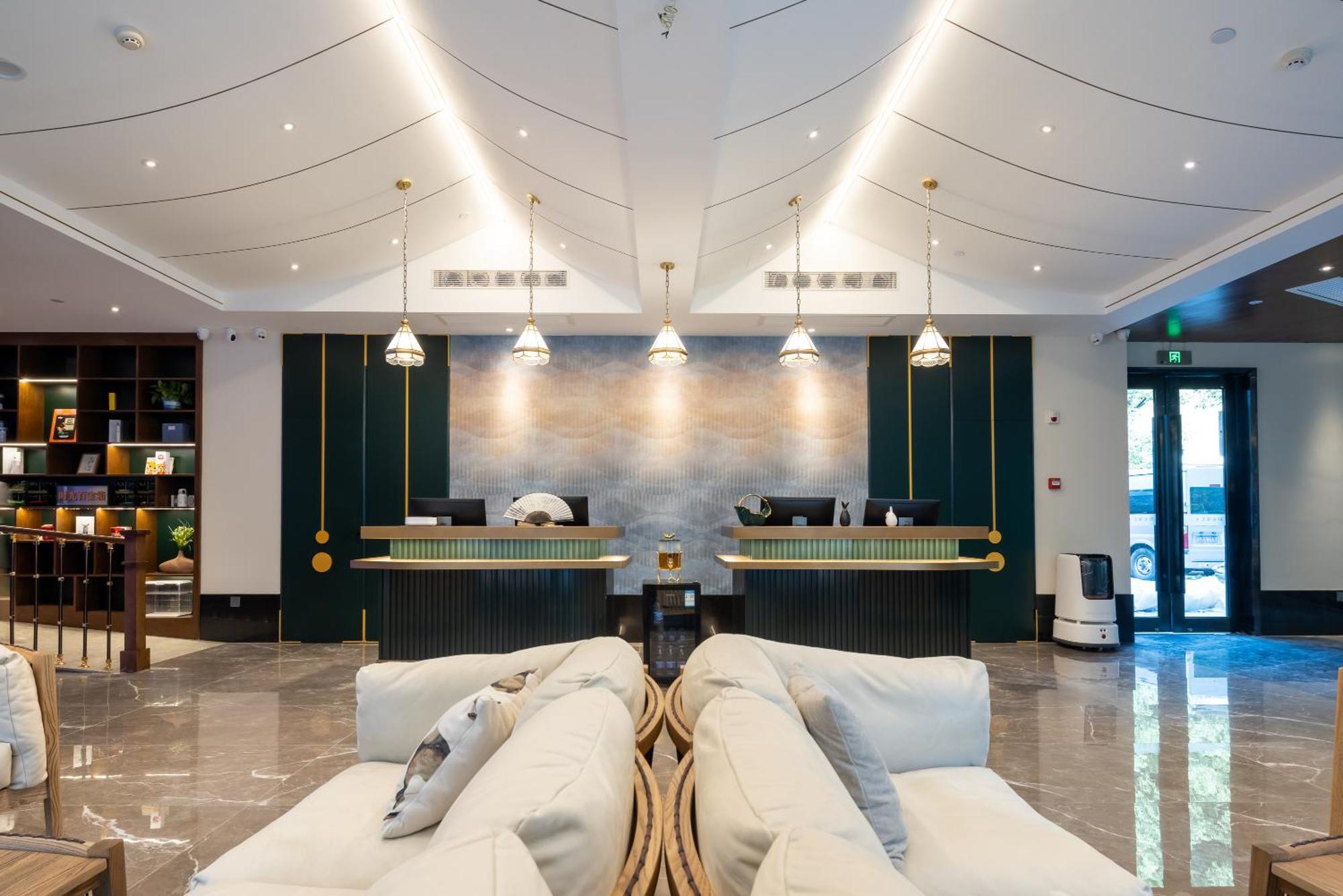 Nost Algia S Hotel In The West Lake Scenic Area-,Lingyin Temple, Leifeng Tower, Children'S Playground, Free Night Snack, Free Laundry, English Communication Well, Free Travel Advice هانجتشو المظهر الخارجي الصورة