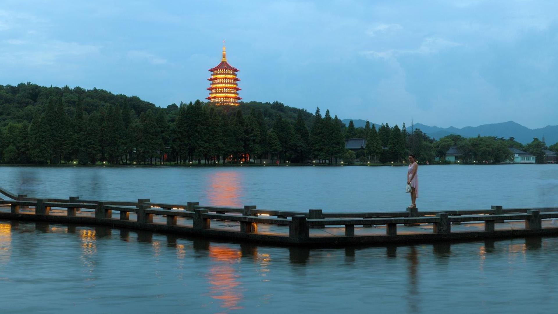 Nost Algia S Hotel In The West Lake Scenic Area-,Lingyin Temple, Leifeng Tower, Children'S Playground, Free Night Snack, Free Laundry, English Communication Well, Free Travel Advice هانجتشو المظهر الخارجي الصورة